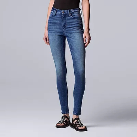 Vera Wang Power Stretch Jeans - Picture 6 of 6